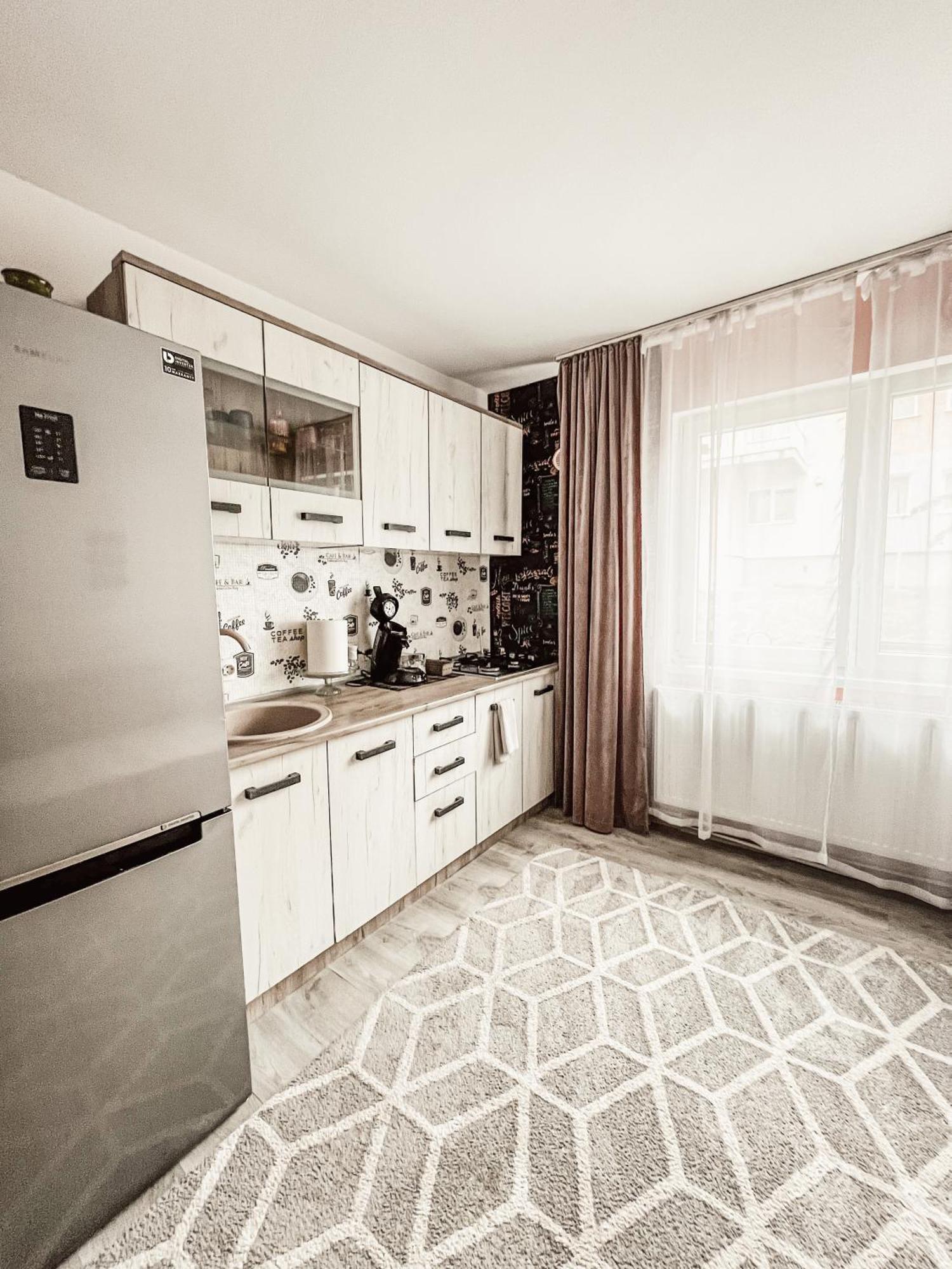 Apartament One Divine - เซอร์เนช ภายนอก รูปภาพ